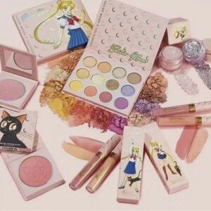 Sailor Moon x Eyeshadow Palette & Lip Gloss Set — Pink